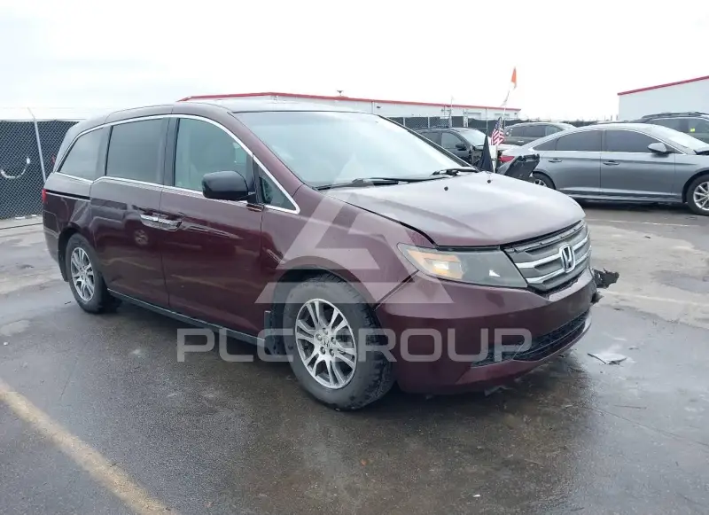2011 Honda ODYSSEY фото