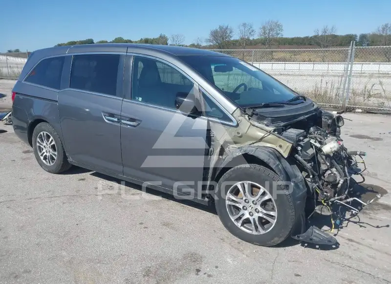 2011 Honda ODYSSEY фото