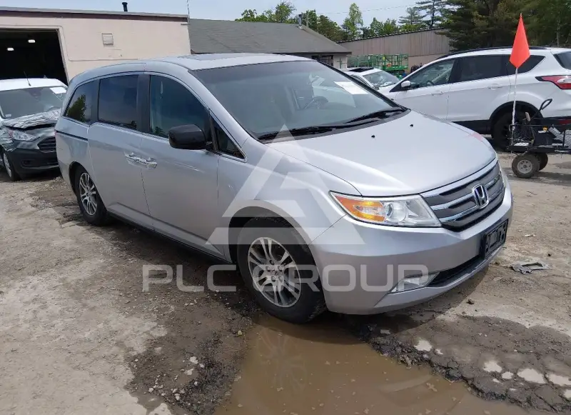 2011 Honda ODYSSEY фото