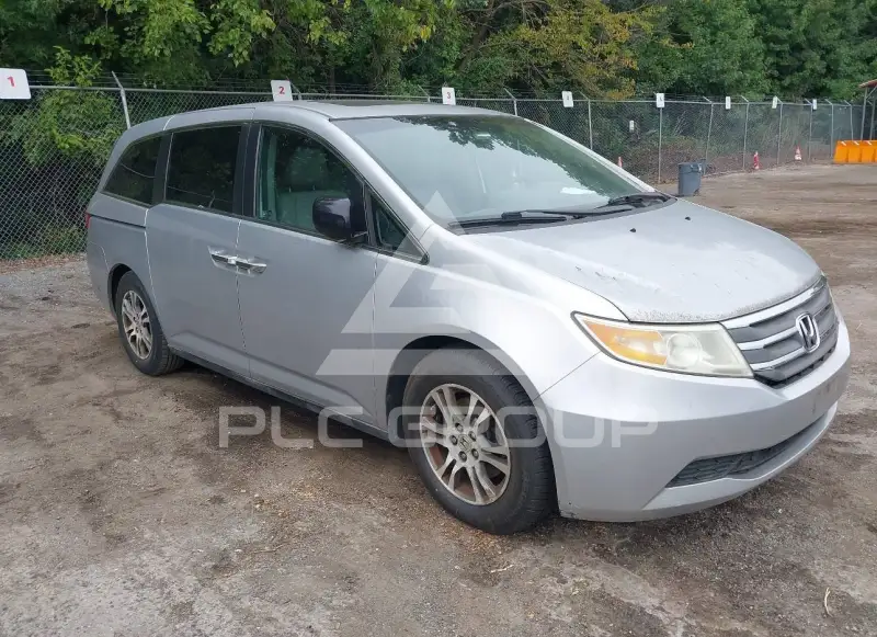 2011 Honda ODYSSEY фото