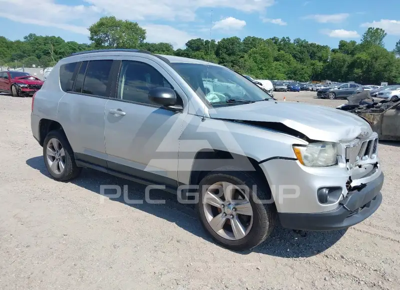 2011 Jeep COMPASS photo