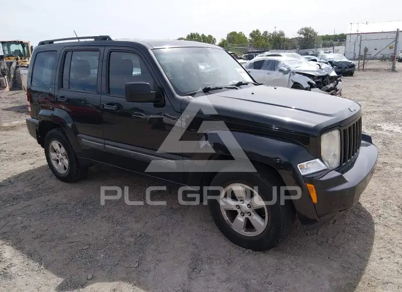 2011 Jeep LIBERTY фото