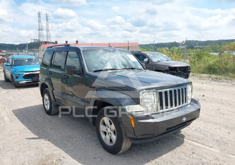 2011 Jeep LIBERTY фото