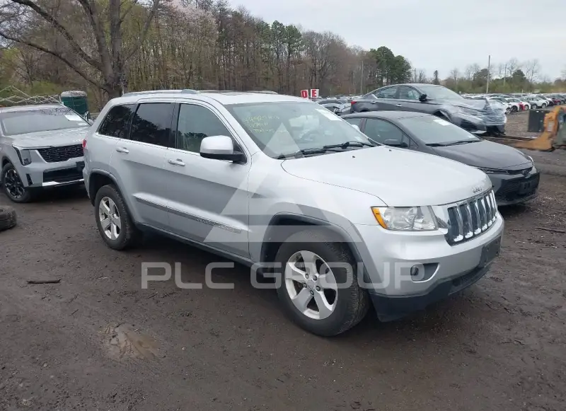 2011 Jeep Grand Cherokee photo