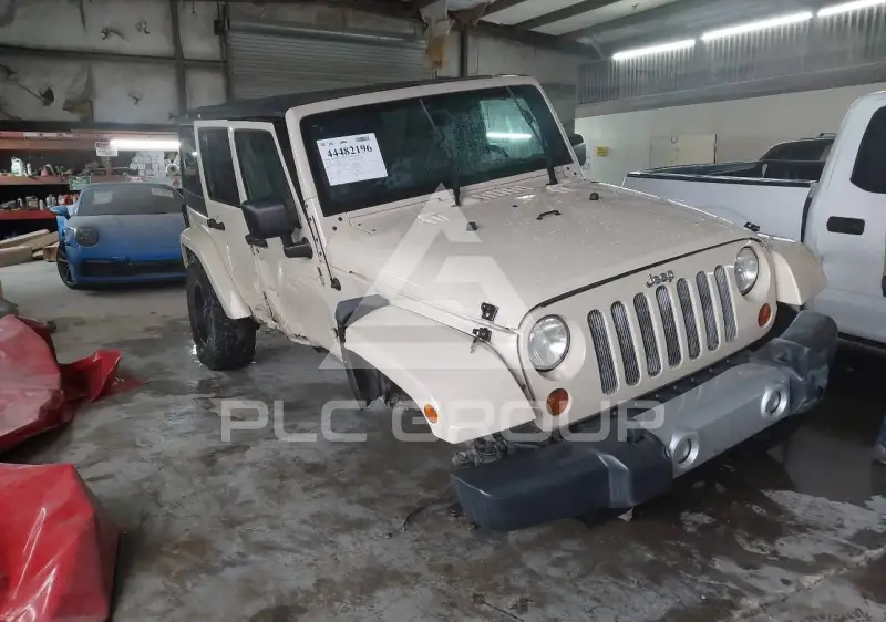 2011 Jeep WRANGLER фото