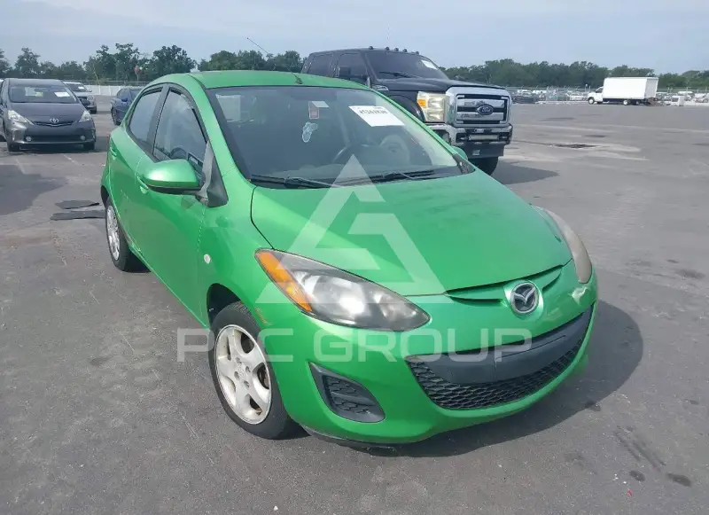 2011 Mazda 2 фото