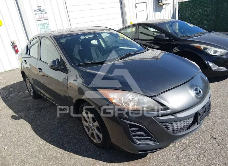 2011 Mazda 3 фото