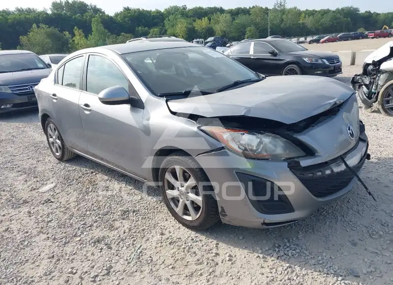2011 Mazda 3 фото