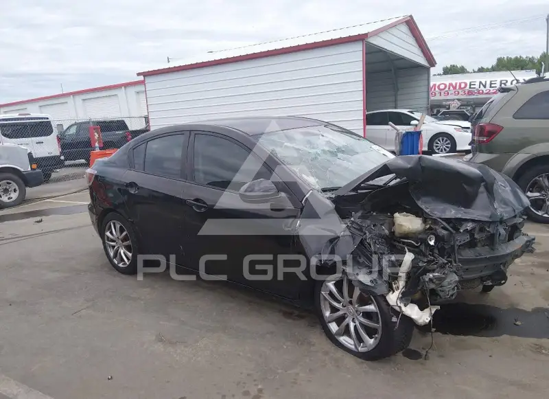 2011 Mazda 3 photo