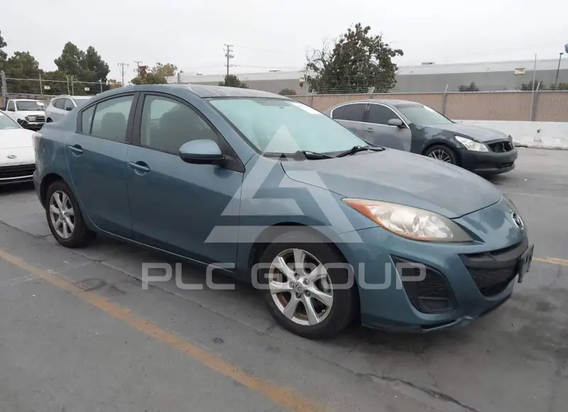 2011 Mazda 3 photo