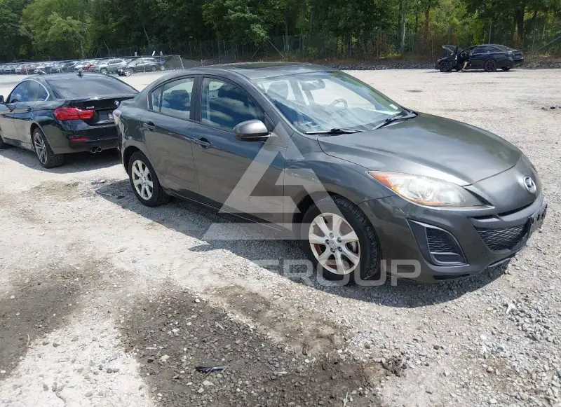 2011 Mazda 3 photo