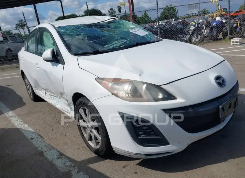 2011 Mazda 3 фото