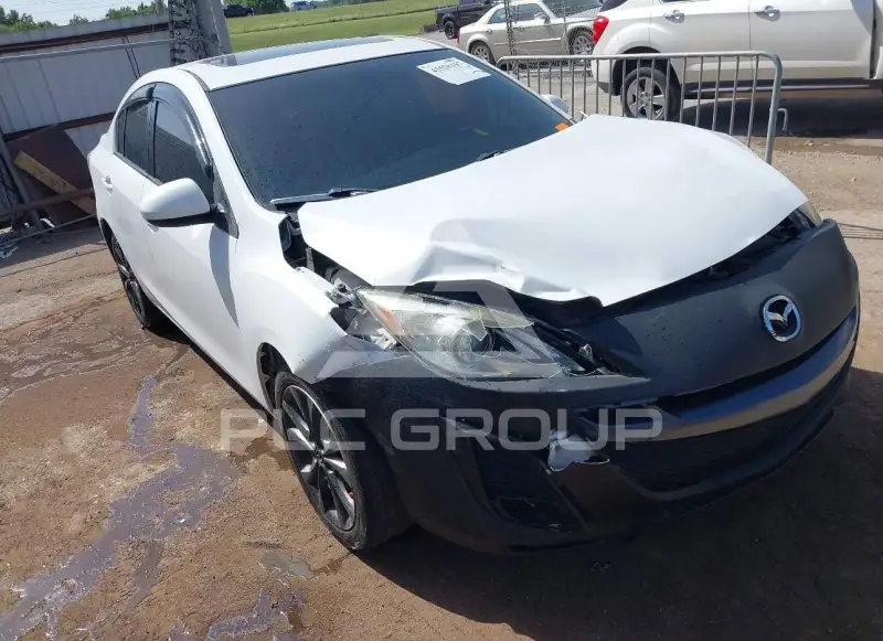 2011 Mazda 3 фото