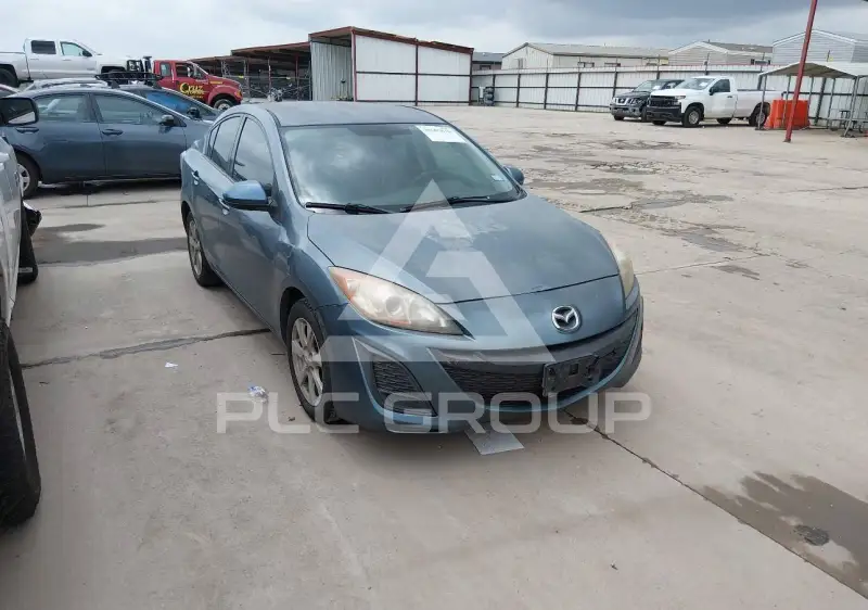 2011 Mazda 3 photo