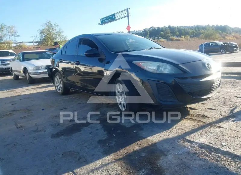 2011 Mazda 3 photo