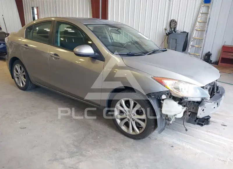 2011 Mazda 3 photo