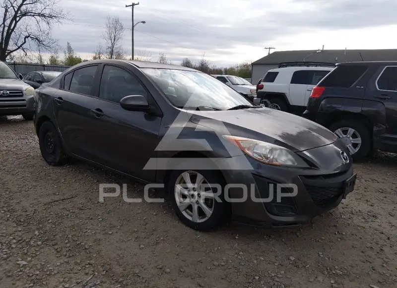 2011 Mazda 3 photo