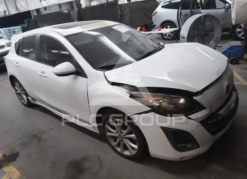 2011 Mazda 3 photo