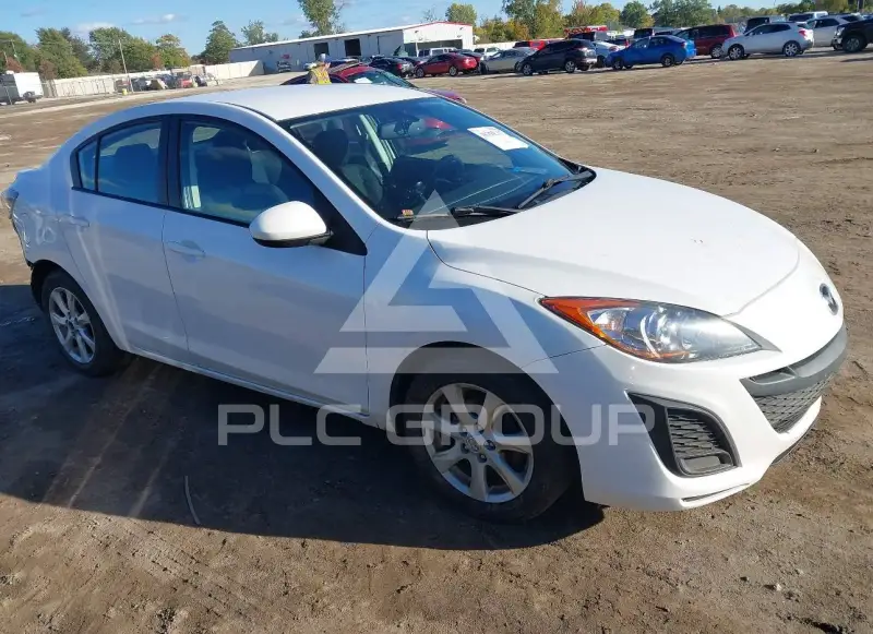 2011 Mazda 3 photo