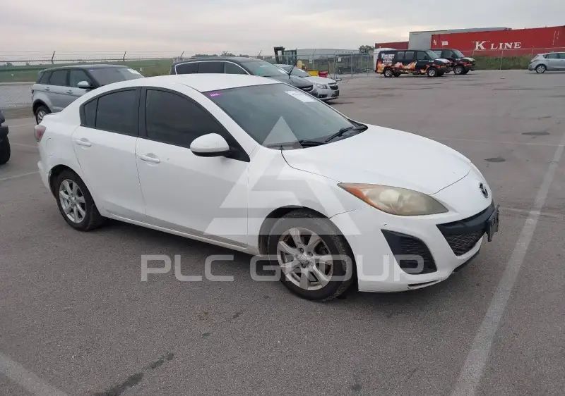 2011 Mazda 3 photo