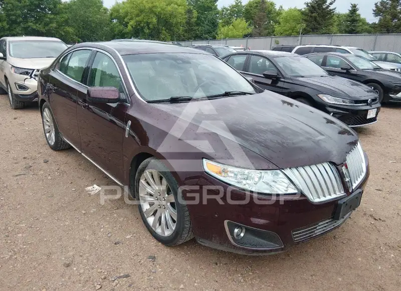 2011 Lincoln MKS photo