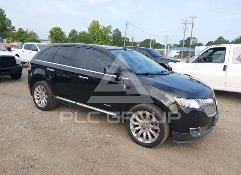 2011 Lincoln MKX photo