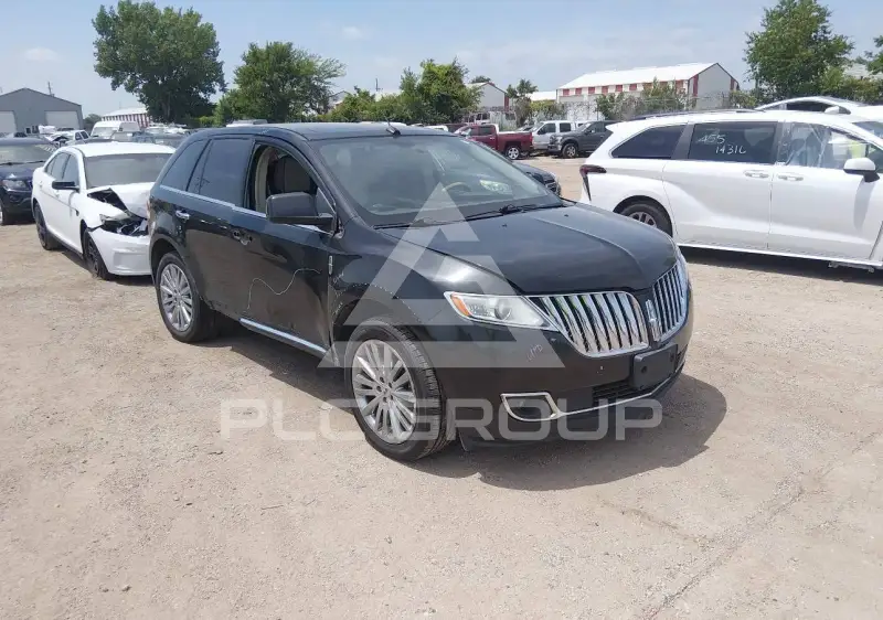 2011 Lincoln MKX photo
