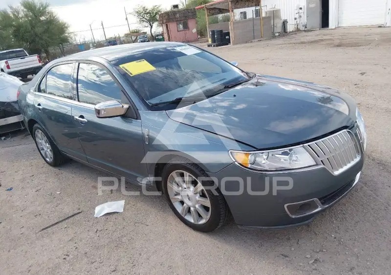 2011 Lincoln MKZ photo