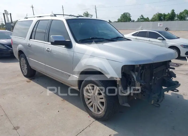 2011 Lincoln NAVIGATOR photo