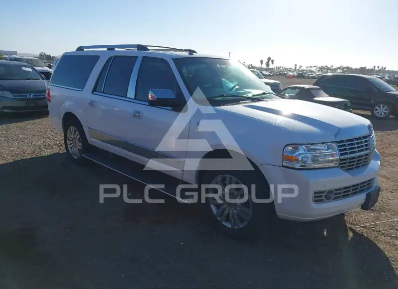 2011 Lincoln NAVIGATOR фото