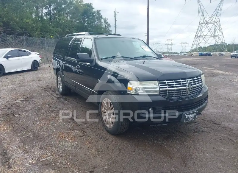 2011 Lincoln NAVIGATOR фото