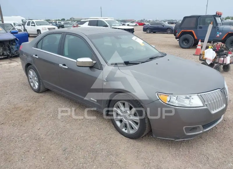 2011 Lincoln MKZ photo