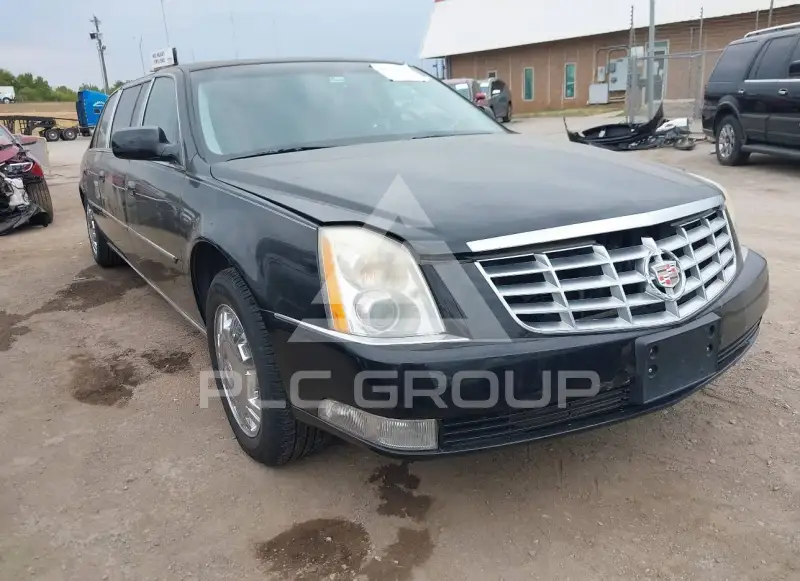 2011 Cadillac DTS фото