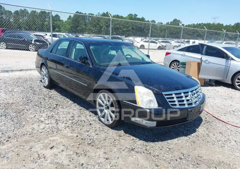 2011 Cadillac DTS фото