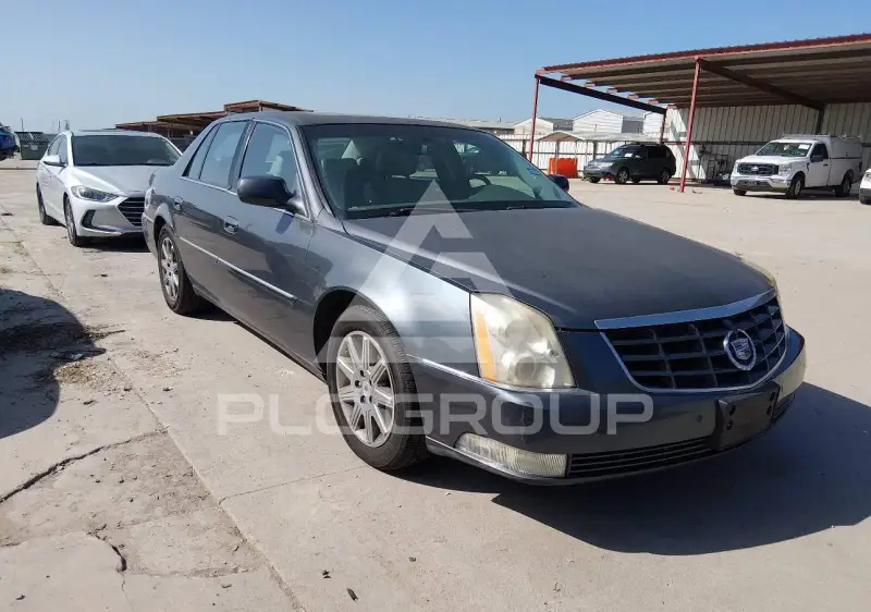 2011 Cadillac DTS фото