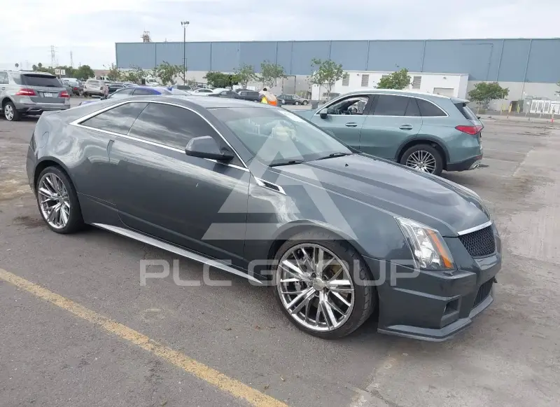 2011 Cadillac CTS photo