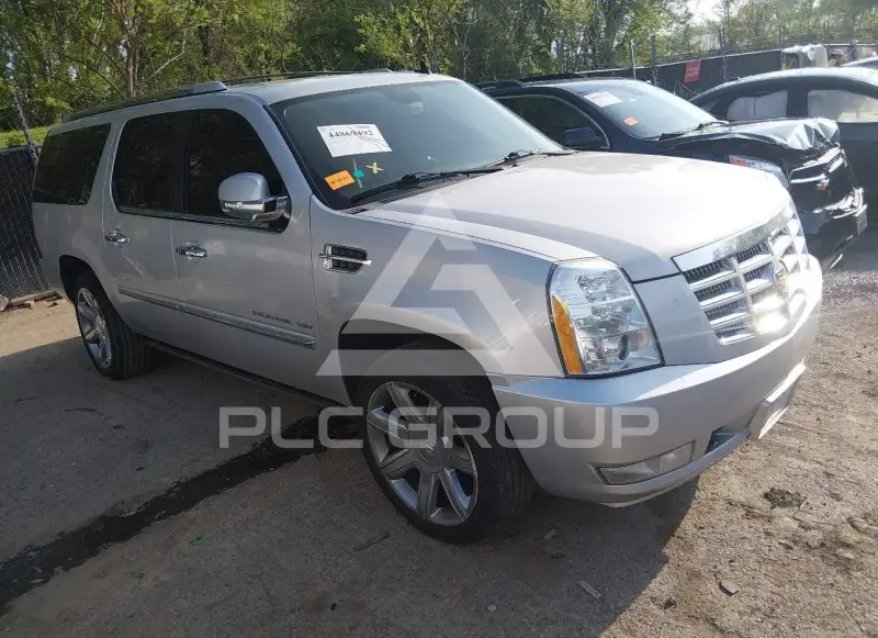 2011 Cadillac ESCALADE фото