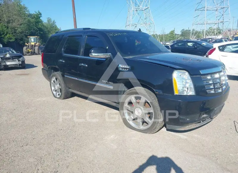 2011 Cadillac ESCALADE фото