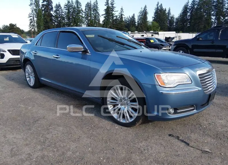 2011 Chrysler 300 фото