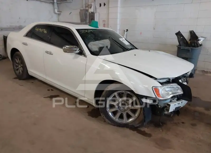 2011 Chrysler 300 фото