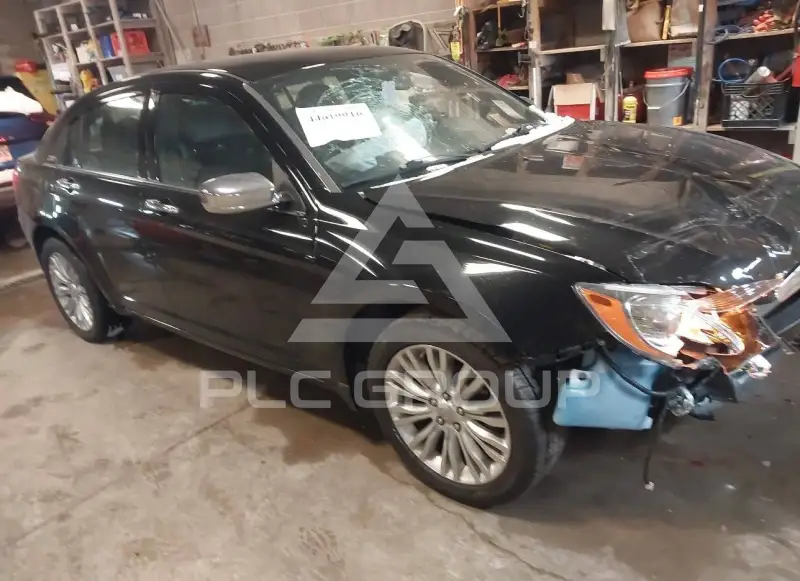 2011 Chrysler 200 photo