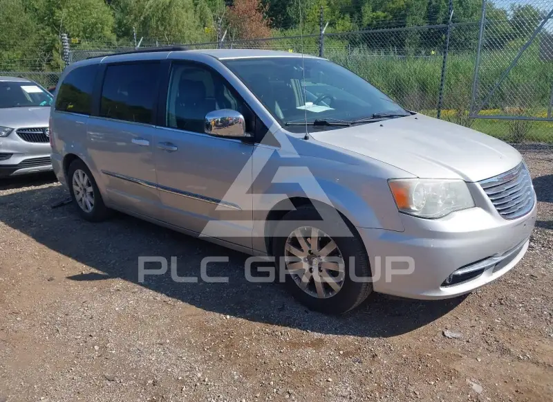 2011 Chrysler TOWN & COUNTRY photo