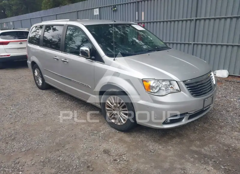 2011 Chrysler TOWN & COUNTRY photo