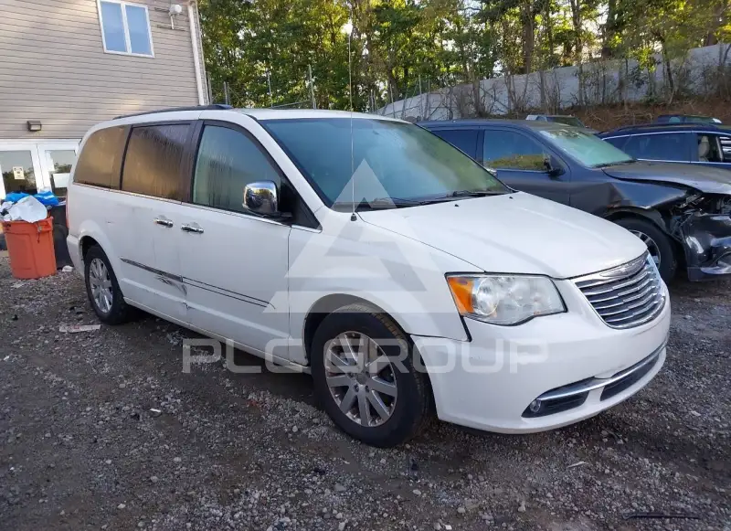 2011 Chrysler TOWN & COUNTRY фото