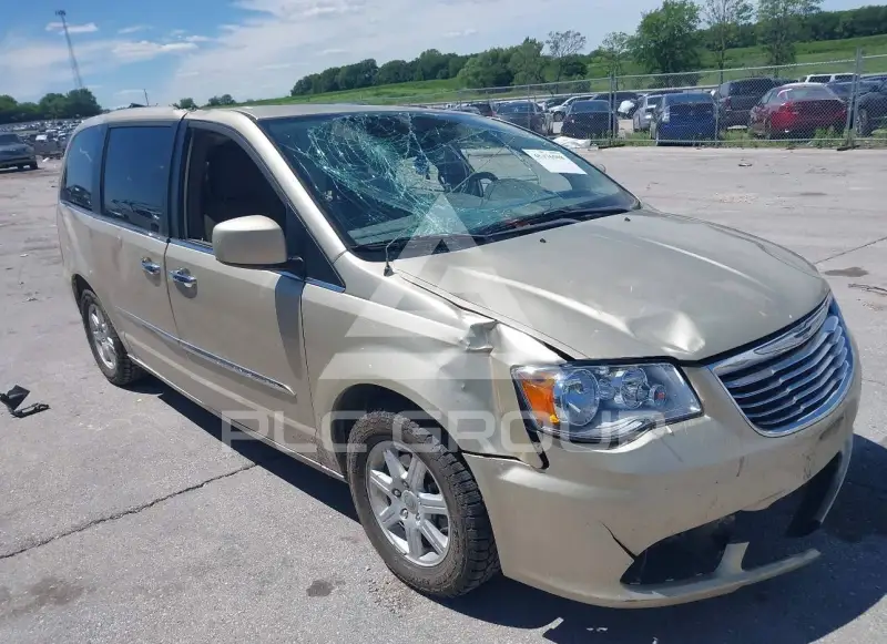 2011 Chrysler TOWN & COUNTRY фото