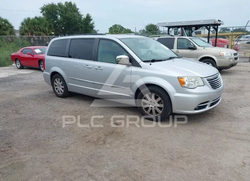 2011 Chrysler TOWN & COUNTRY фото