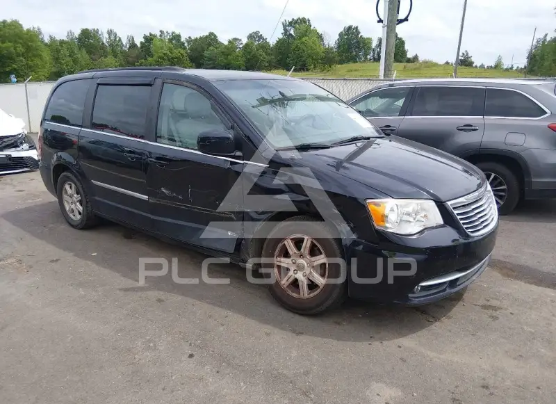 2011 Chrysler TOWN & COUNTRY фото