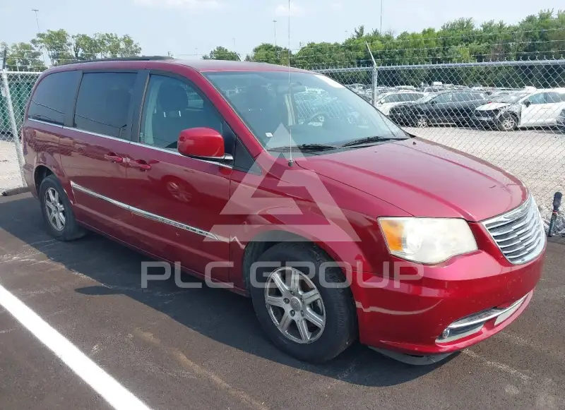 2011 Chrysler TOWN & COUNTRY фото
