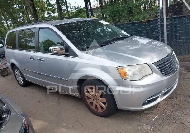 2011 Chrysler TOWN & COUNTRY фото