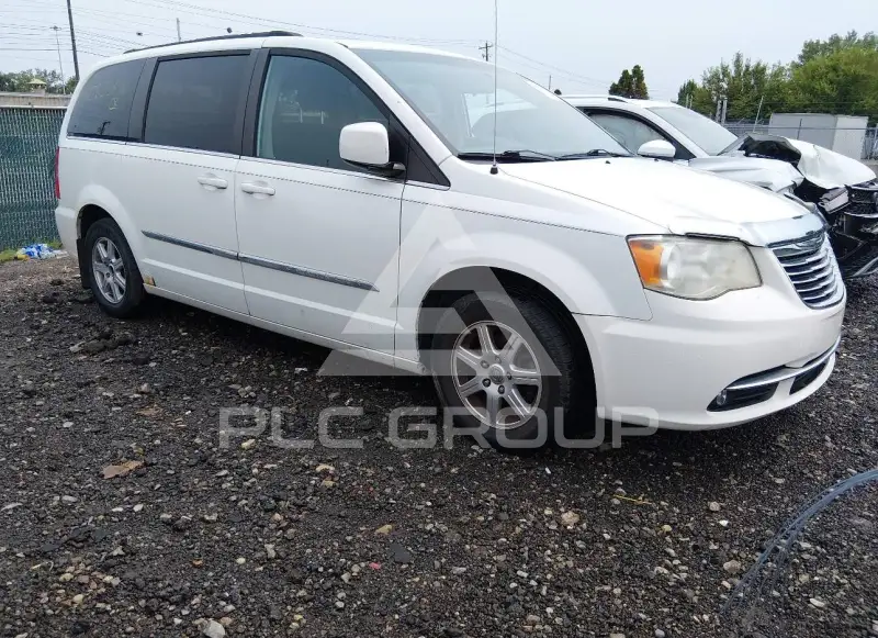 2011 Chrysler TOWN & COUNTRY фото